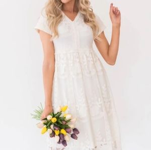 Mikarose Lace cream dress size M